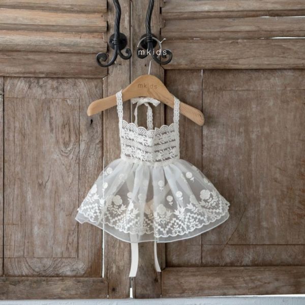 小花蕾絲外罩紗裙 