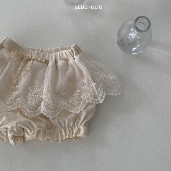 乳酪蕾絲小精靈縮口寶寶短褲迷你褲 
