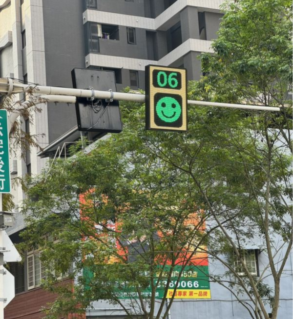 行人偵測系統 行人偵測,大數據分析,影像辨識,CMS看板,影像辨識,AI,深度學習,科技,智慧交通,合祥智慧,合祥智慧科技