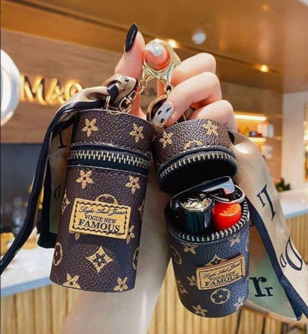 復古圓桶掛飾小包 