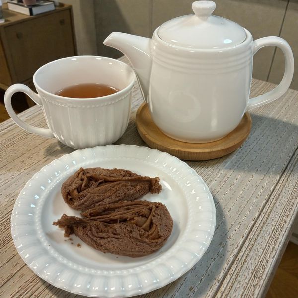 【法芙娜可可蛋捲】 多層次的酥脆口感,香氣濃郁,口感酥脆