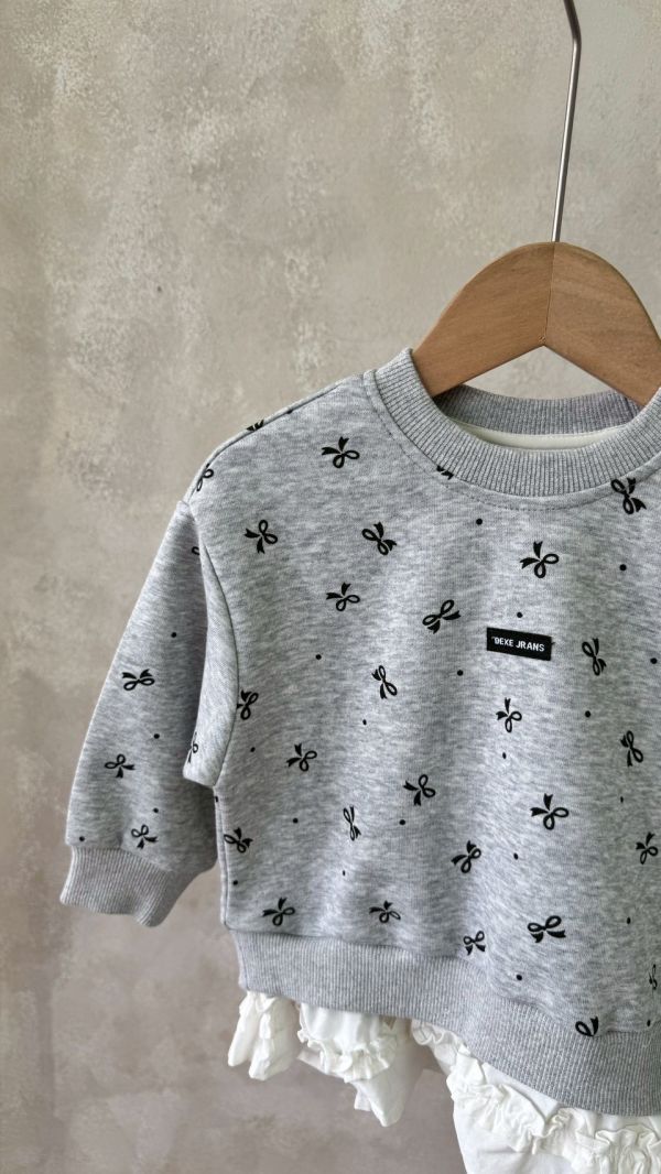 蝴蝶結下擺立體花邊拼接上衣(手感很軟) 