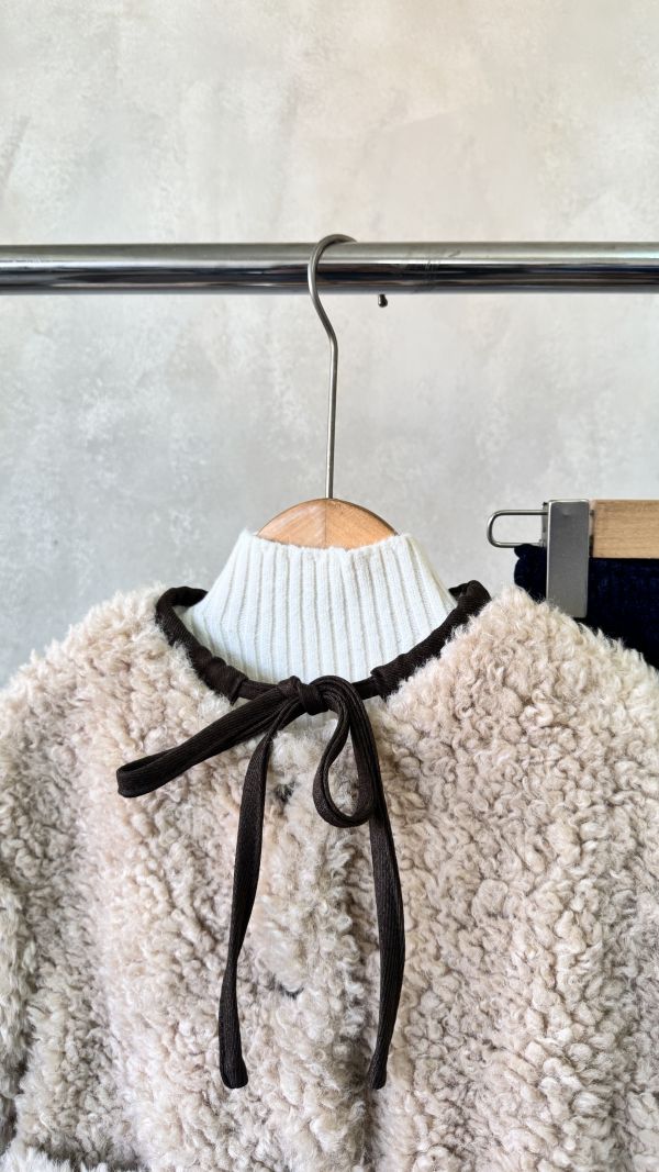 毛毛絨撞色線條外套 