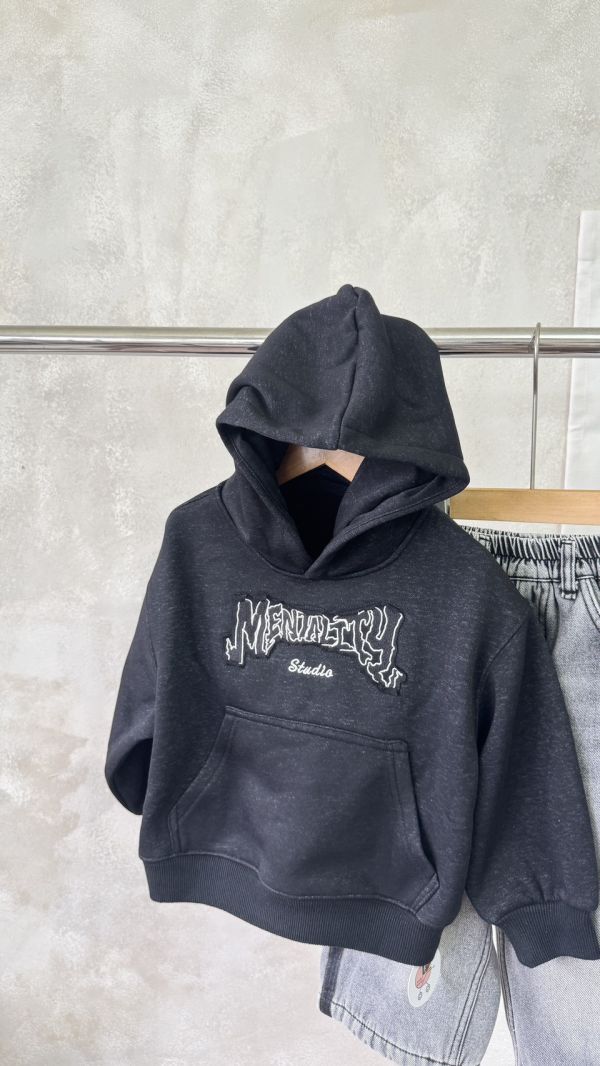 型男刺繡連帽加絨厚磅帽T 