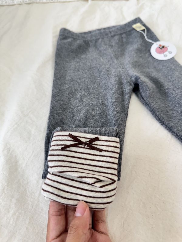 堆堆條紋灰色內搭褲 