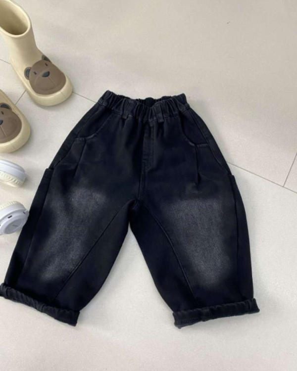 後口袋拼接設刷白牛仔褲 