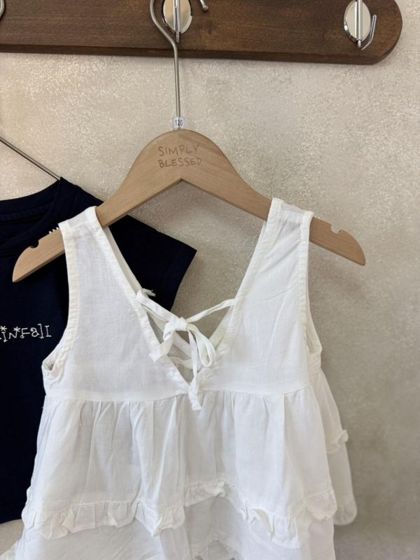 兩件套！蛋糕層次罩衫刺繡藏青Tee 