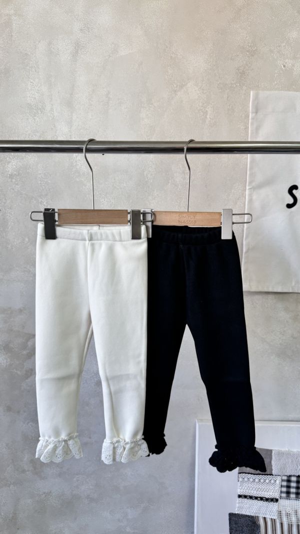 蕾絲花邊加絨內搭長褲 