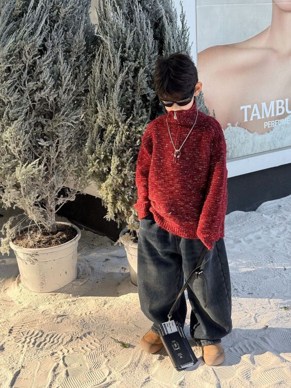 雪花白紅針織半拉鍊上衣 