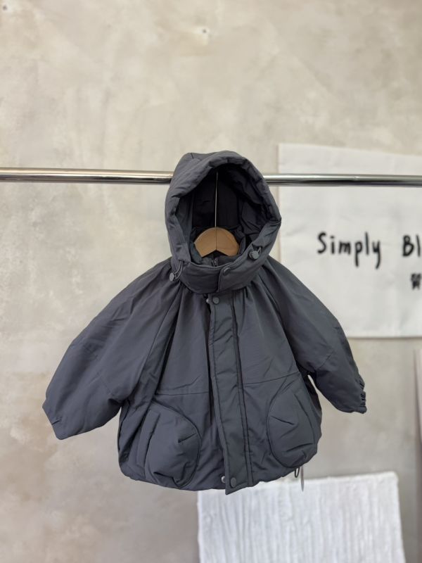 簡約連帽加厚防風外套 