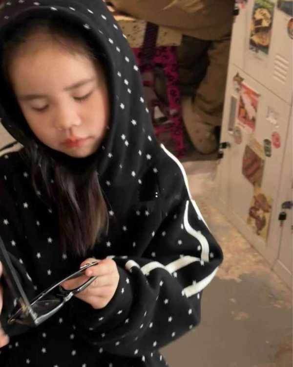 藏青星星條紋刷毛連帽大學T(實體是藏青色) 