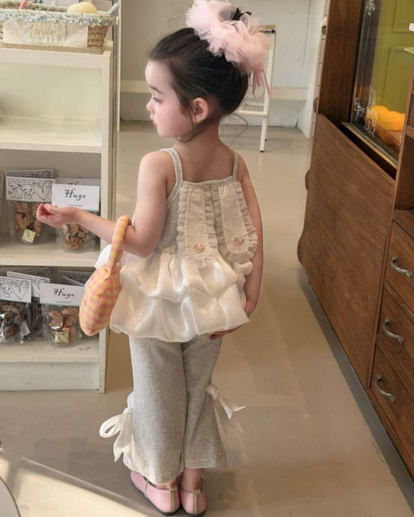 可愛風！ 小兔子耳朵光澤紗喇叭褲套裝 