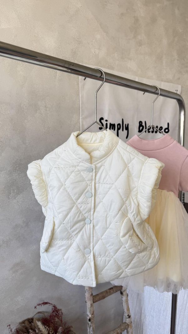 精緻優雅珍珠縫線鋪棉背心 