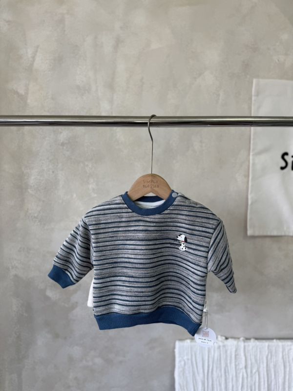 設計假兩件狗狗條紋大學T 