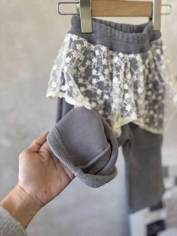 超美！蕾絲鉤花襯裙微喇叭長褲 