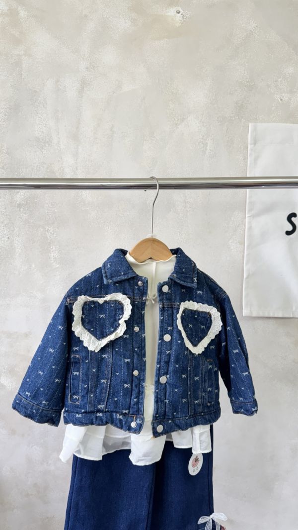 蝴蝶結刺繡蕾絲愛心加絨牛仔外套 