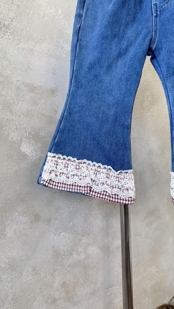 蕾絲格紋褲腳加絨喇叭牛仔長褲 