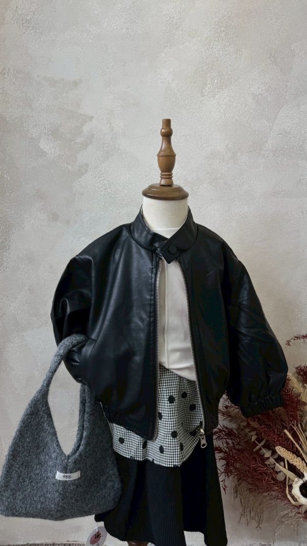 可雙面穿！可鹽可甜日系波點拉鍊經典皮外套 