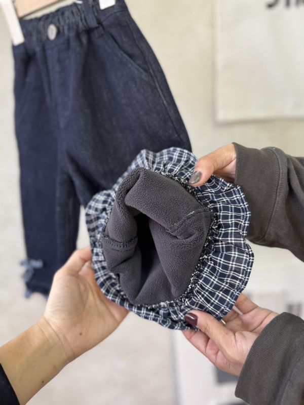 格紋花邊蝴蝶結直筒牛仔加厚長褲(褲長偏短可帶大) 