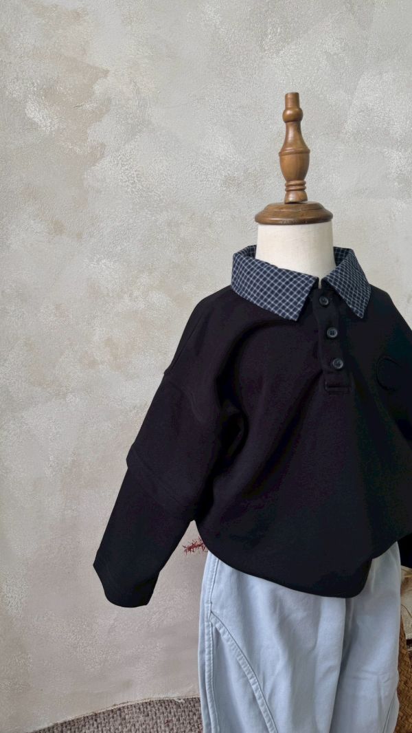 設計感！帥格紋拼接立領假兩件上衣 