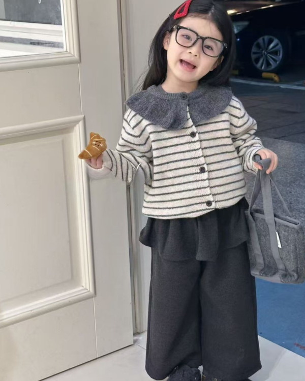 氣質翻領條紋軟針織外套 