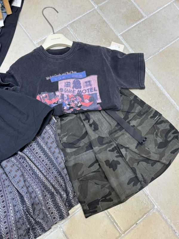 手足同款！水洗作舊復古電影Ｔ 