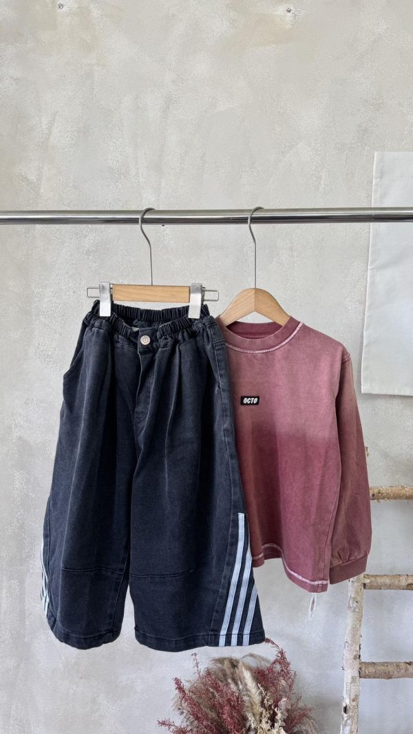 線條薄款闊型牛仔褲 