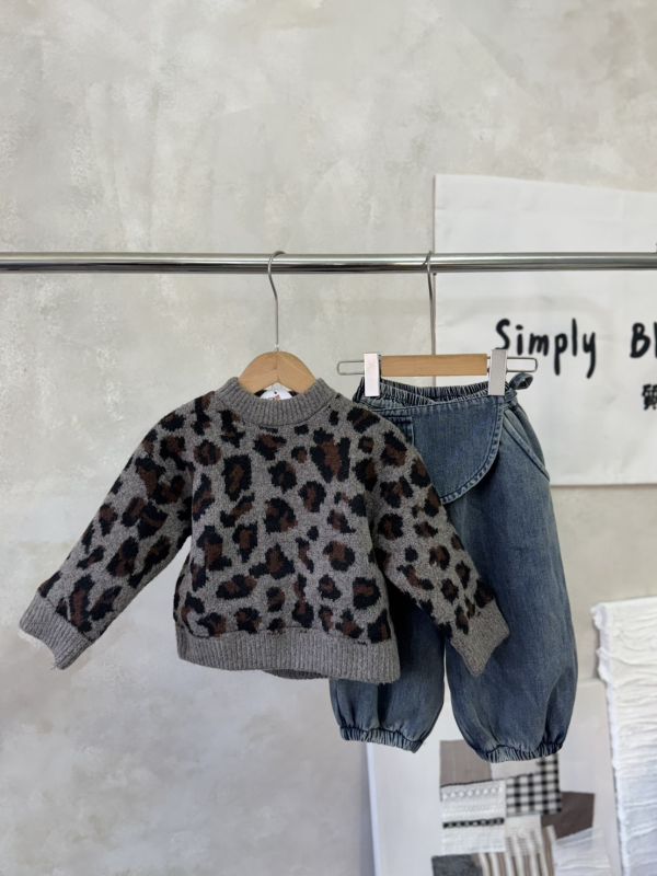 最時髦的仔 ！豹紋針織加厚上衣 