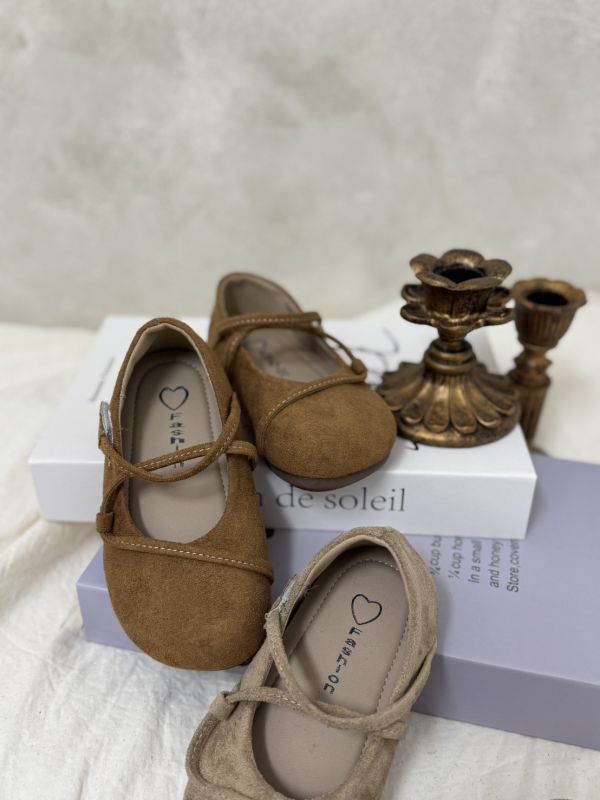 預購-不規則繫帶麂皮絨面無娃娃鞋 