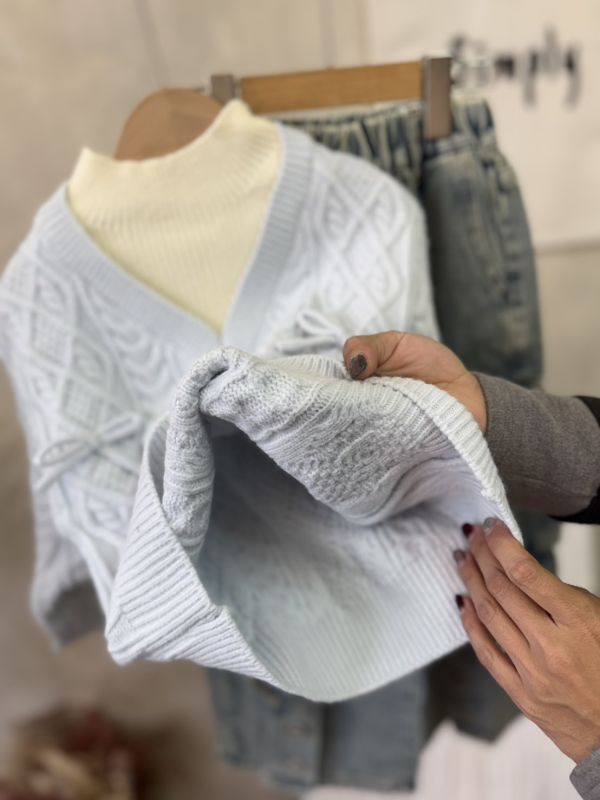 質感假兩件麻花蝴蝶結針織上衣 