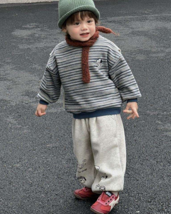 設計假兩件狗狗條紋大學T 