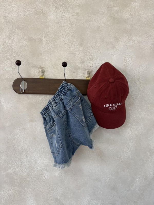 辣辣個性刷破抽鬚短褲 