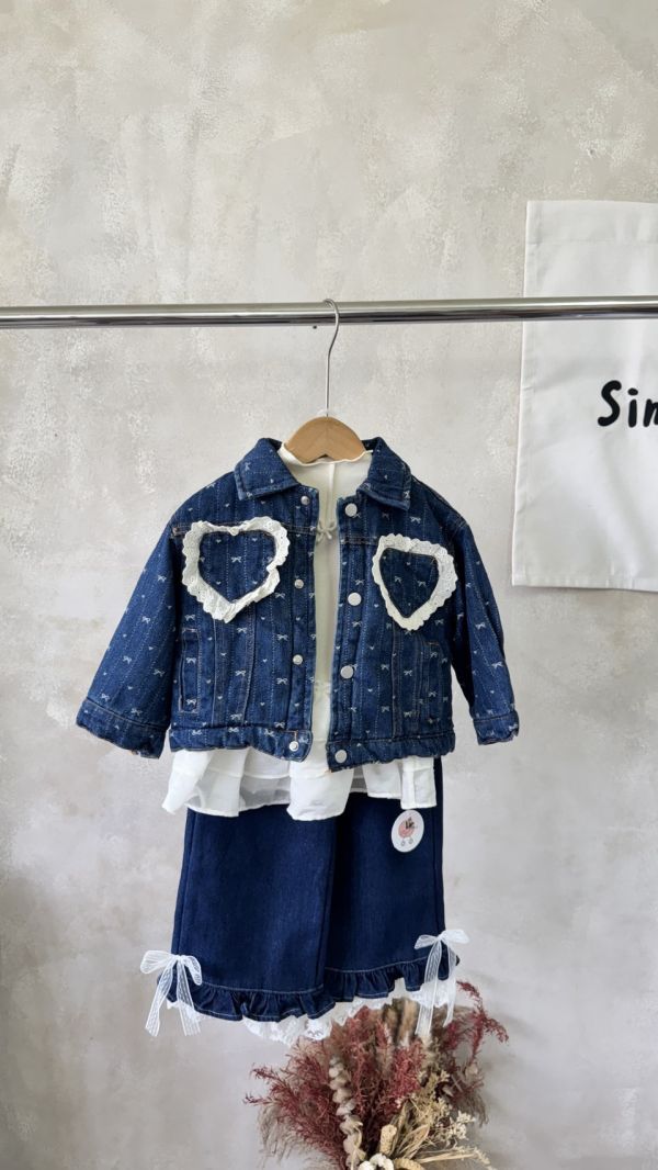 蝴蝶結刺繡蕾絲愛心加絨牛仔外套 