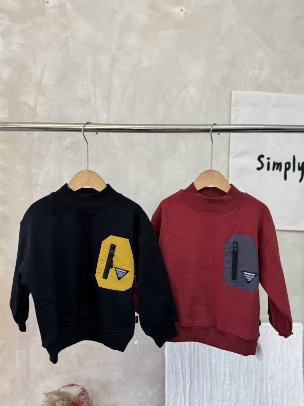 酷帥撞色拉鍊口袋薄絨大學Ｔ 