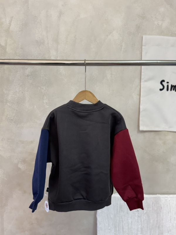 拼色手袖異材質薄絨設計款大學T 