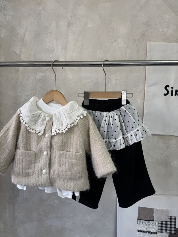 一眼心動！公主的蕾絲翻領毛呢加絨外套(手感超超好) 