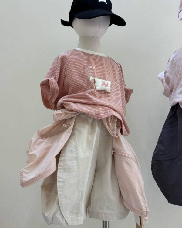 粉條紋塗鴉小枕頭短Ｔ 