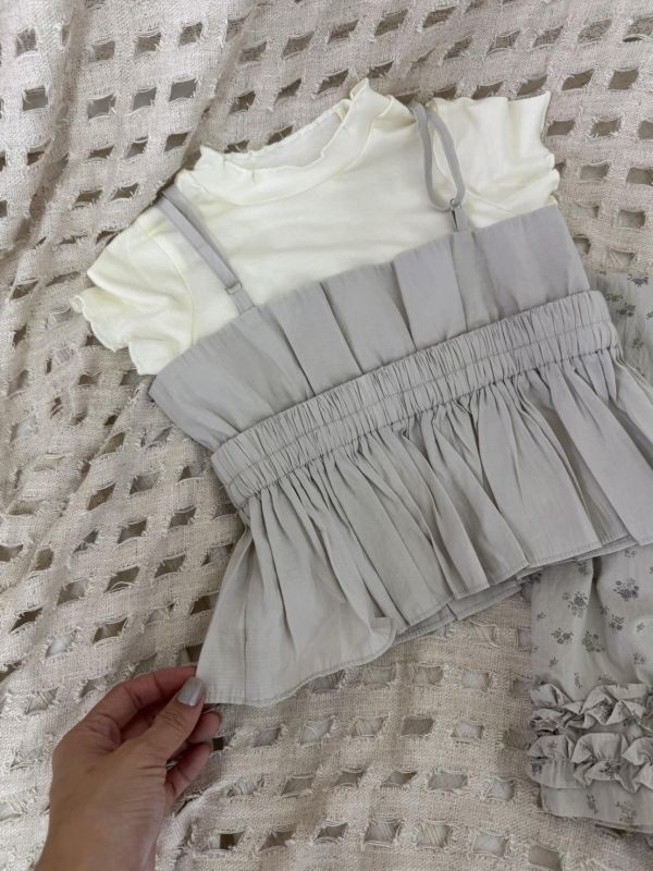 韓妞莫代爾棉光澤荷葉邊吊帶 