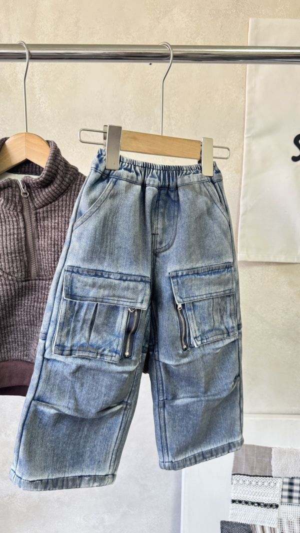 超帥！廢土風刷色重工工裝加絨牛仔長褲 