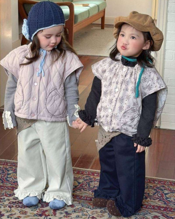 溫柔系花邊薄絨直筒長褲(含鉤花屁簾) 