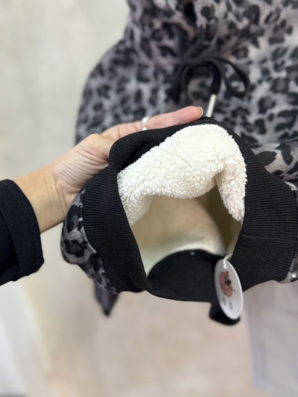 豹紋連帽刷毛上衣(版偏小可帶大) 