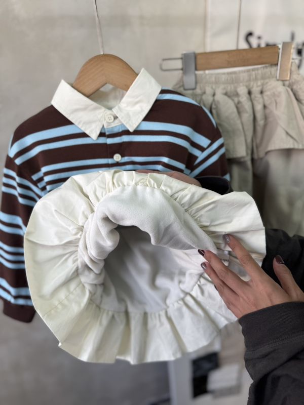 咖藍條紋荷葉邊立領加絨上衣 