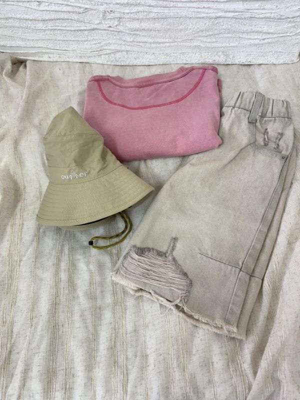 無性別個性刷破杏灰牛仔中褲 