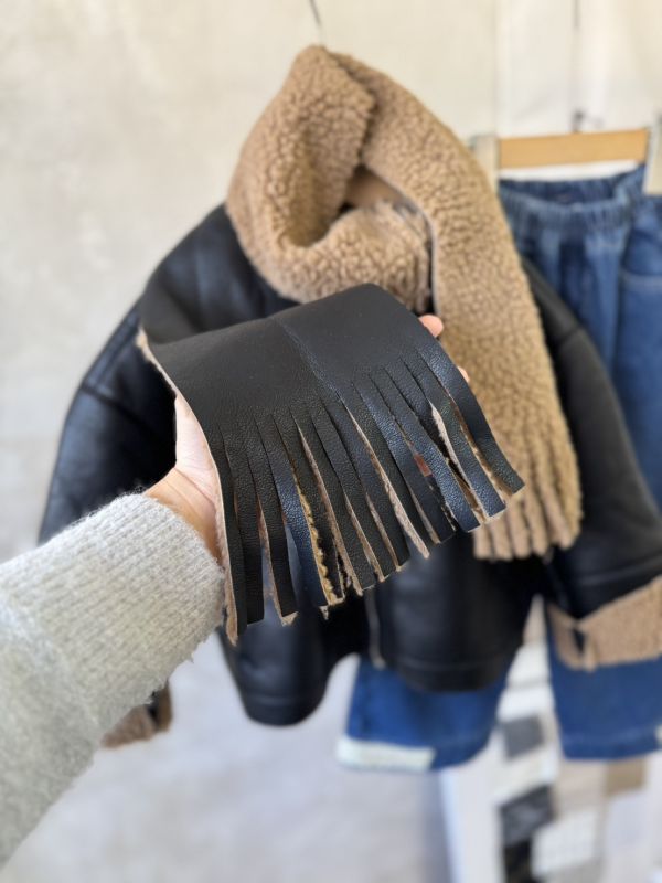 凹造型皮拉鍊內刷毛圓領外套(含同款皮圍巾) 