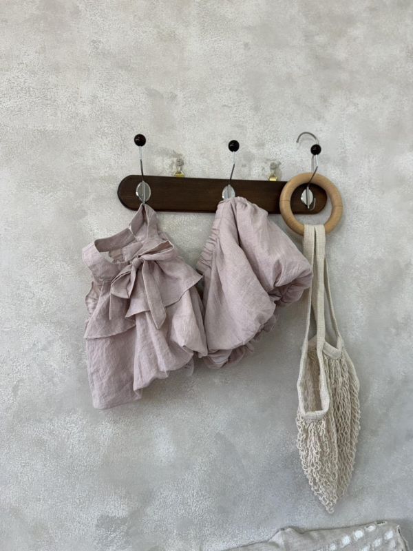 棉柔心動！削肩綁帶層次花苞褲套裝 