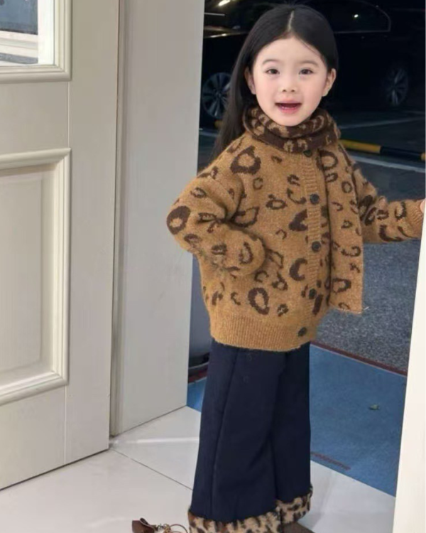 豹紋針織外套(含同款圍巾) 