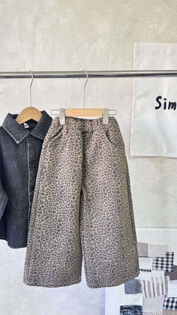 豹紋加絨直筒褲(版偏大) 