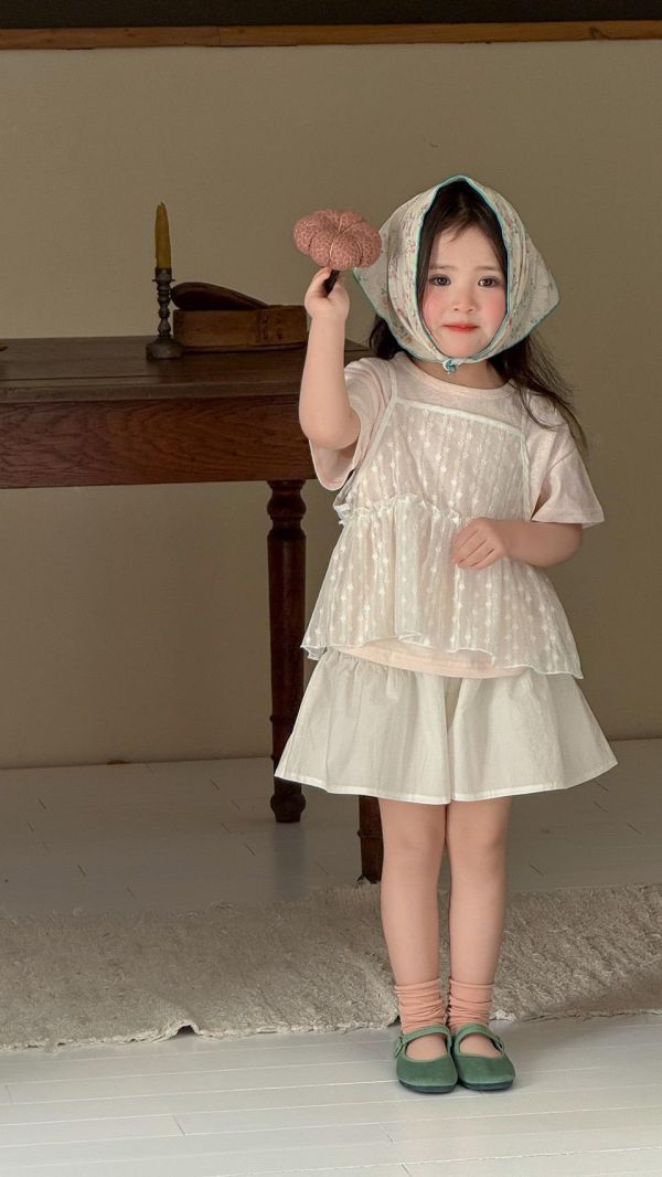 甜美紗紗小吊帶上衣兩件套 