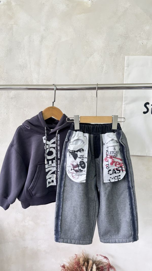 運動撞色繫帶加絨帽T(本人是深灰色) 