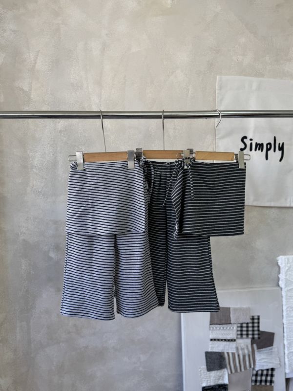 兩穿法！綁帶屁簾條紋休閒薄絨長褲 